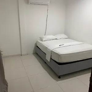 https://alojamiento-casa-blanca-a-5-min-del-aeropuerto-y-playas.cartagena-hotels.org