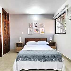 https://loft-studiolaureles.colombiamedellinhotels.com